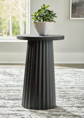 Ceilby Accent Table - MyWaynesHome #