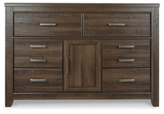 Juararo Queen Poster Bed, Dresser and Chest