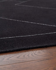 Marav 5' x 7' Area Rug