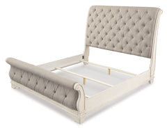 Realyn Queen Sleigh Bed - MyWaynesHome #