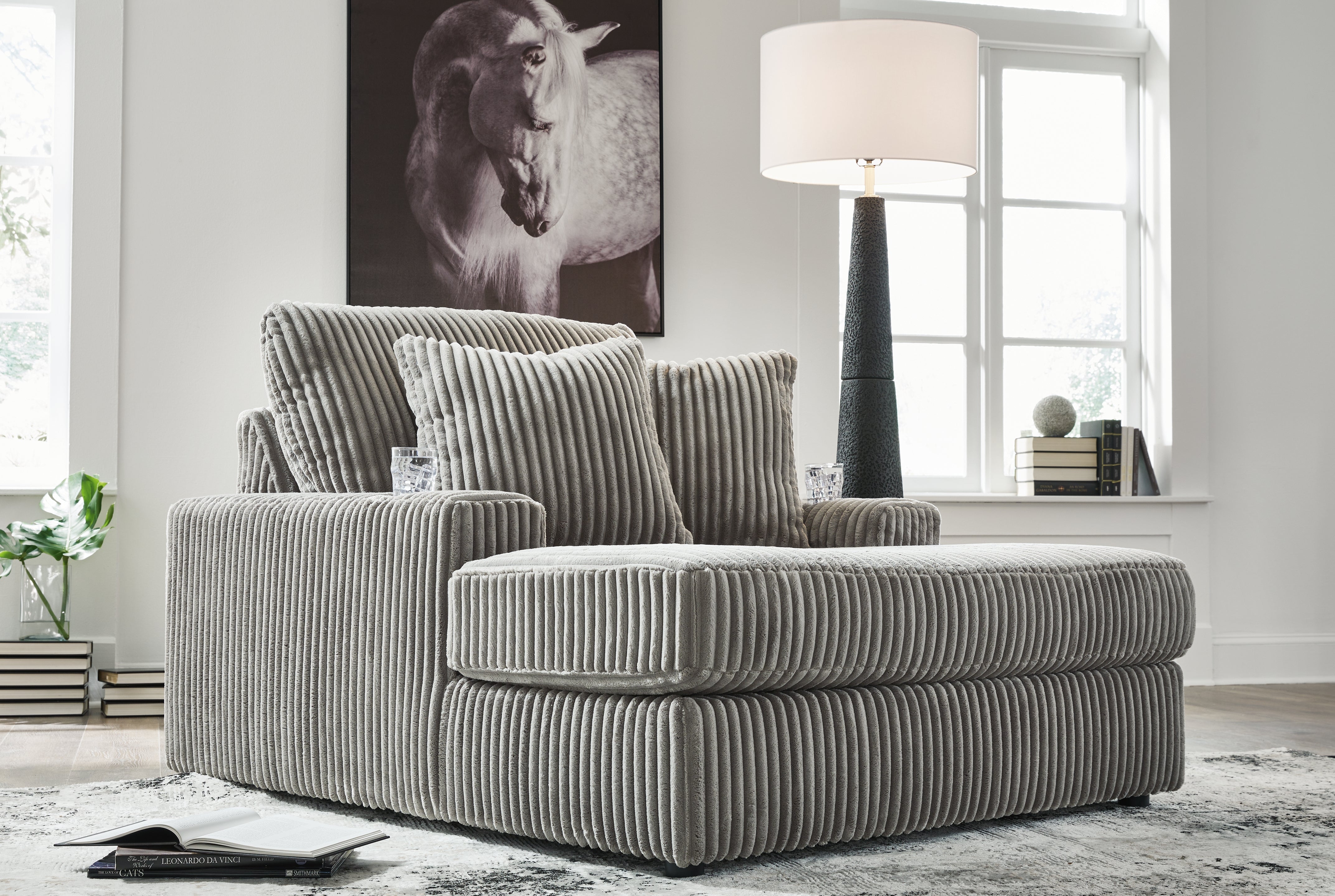 Lindyn Chaise - MyWaynesHome #
