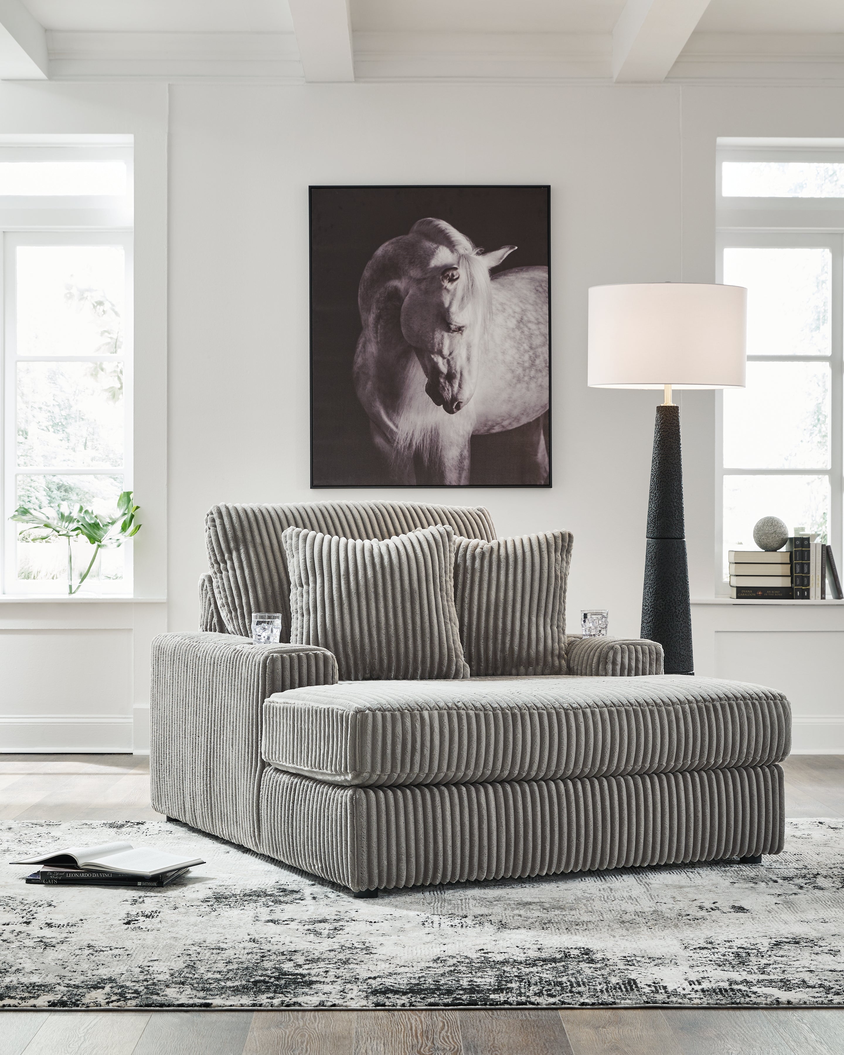 Lindyn Chaise - MyWaynesHome #