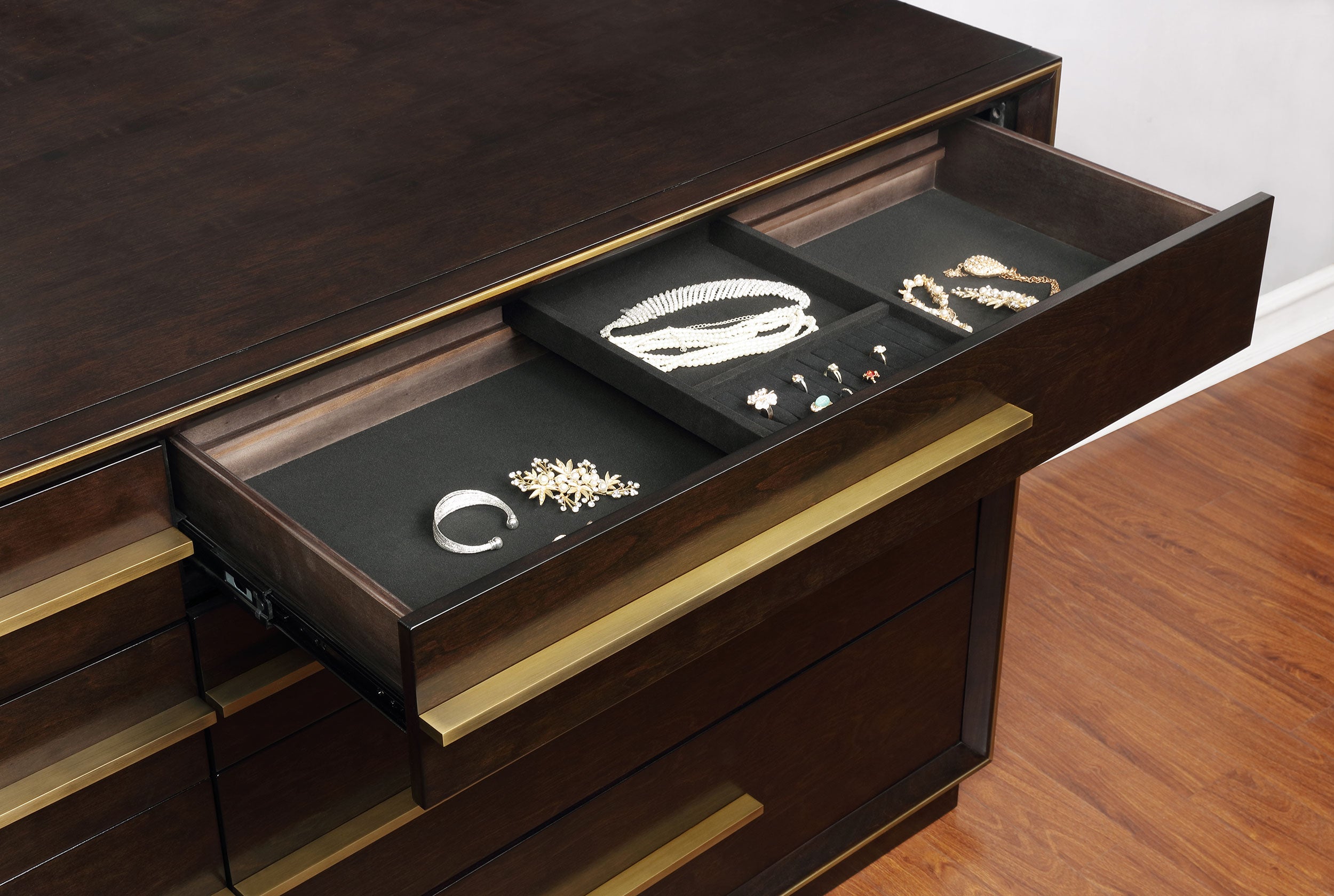 Durango 8-drawer Dresser With Mirror Smoked Peppercorn