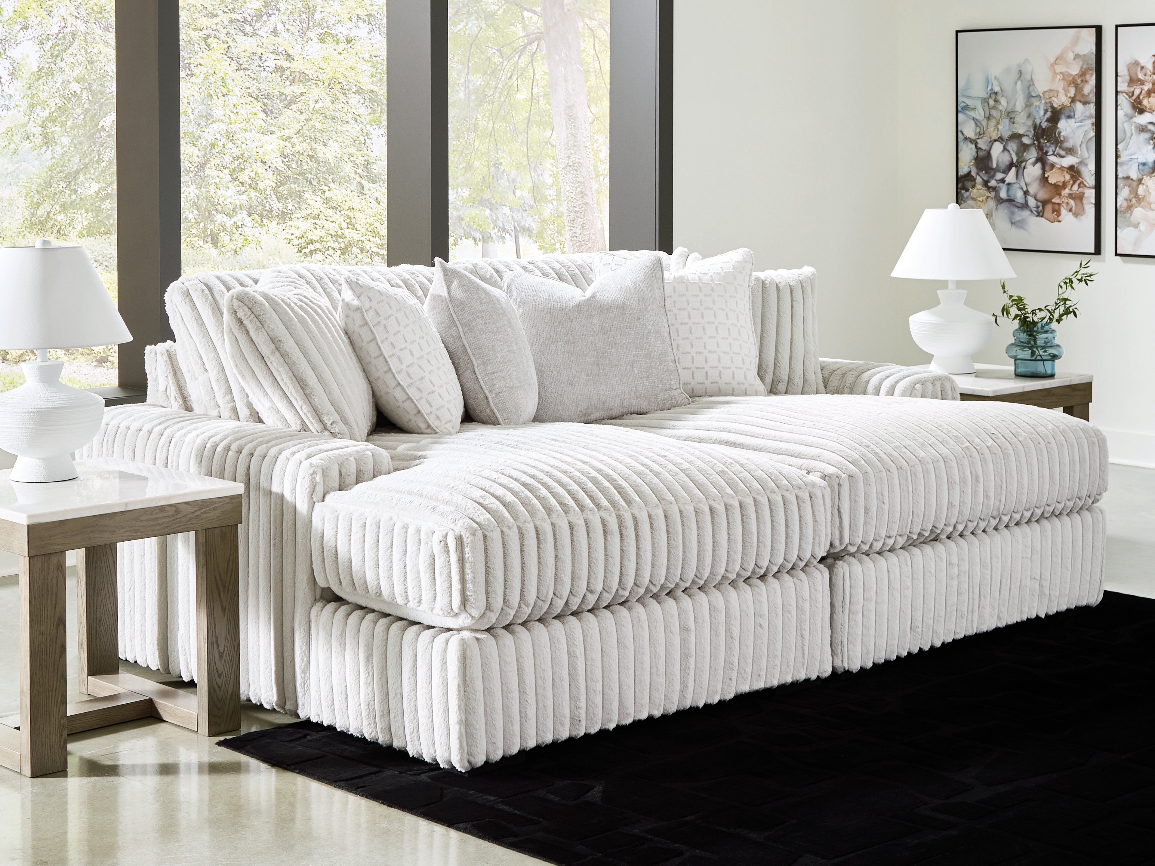 Stupendous Super Chaise