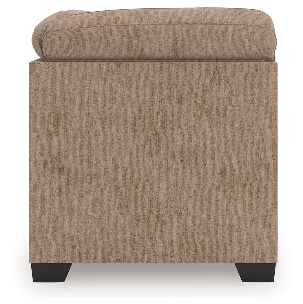 Olten Right-Arm Facing Corner Chaise