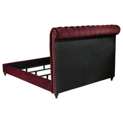 Devon 4-piece Eastern King Bedroom Set Wine Red And Dark Oak