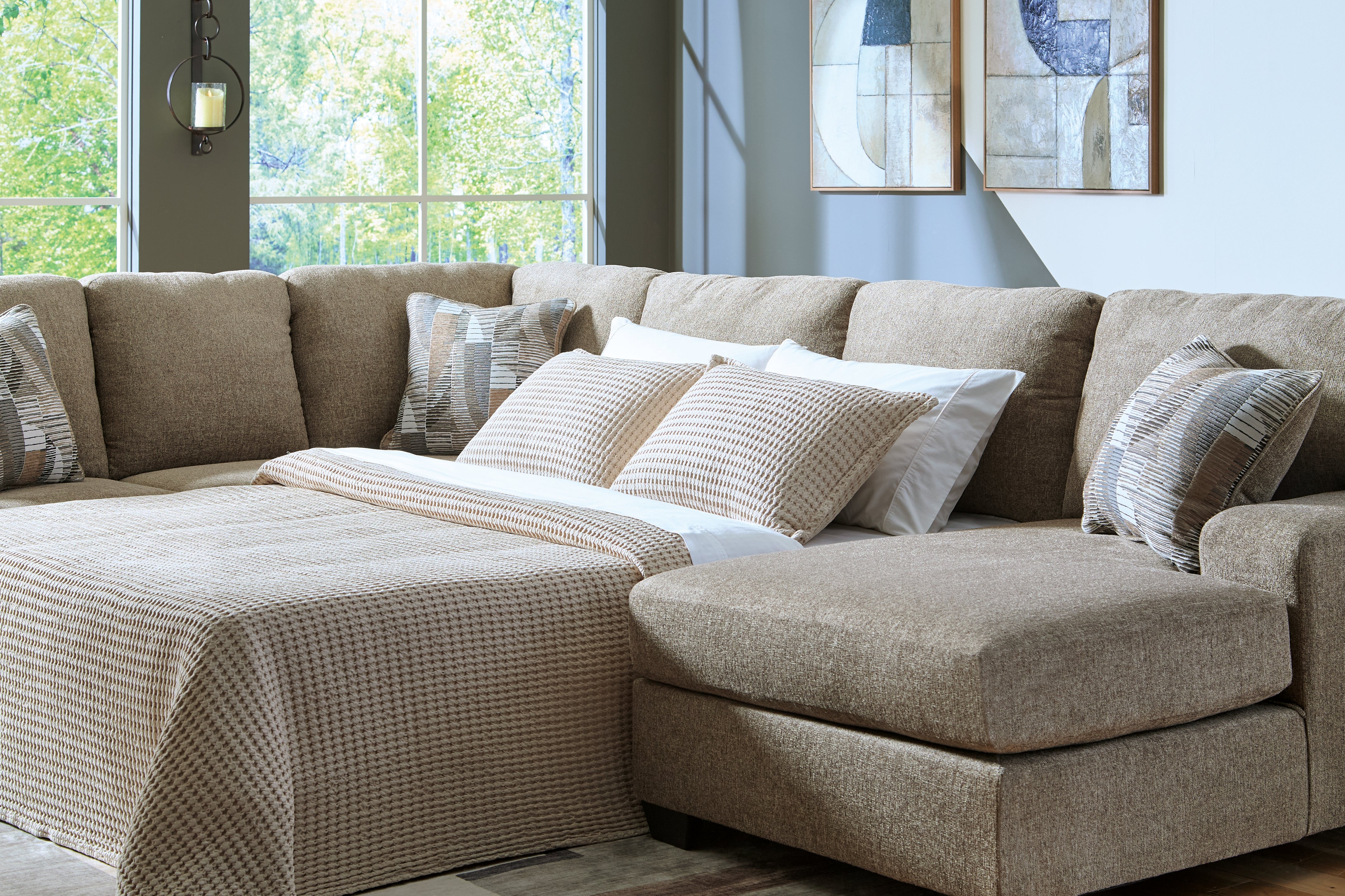 Newellen 3-Piece Sleeper Sectional with Chaise