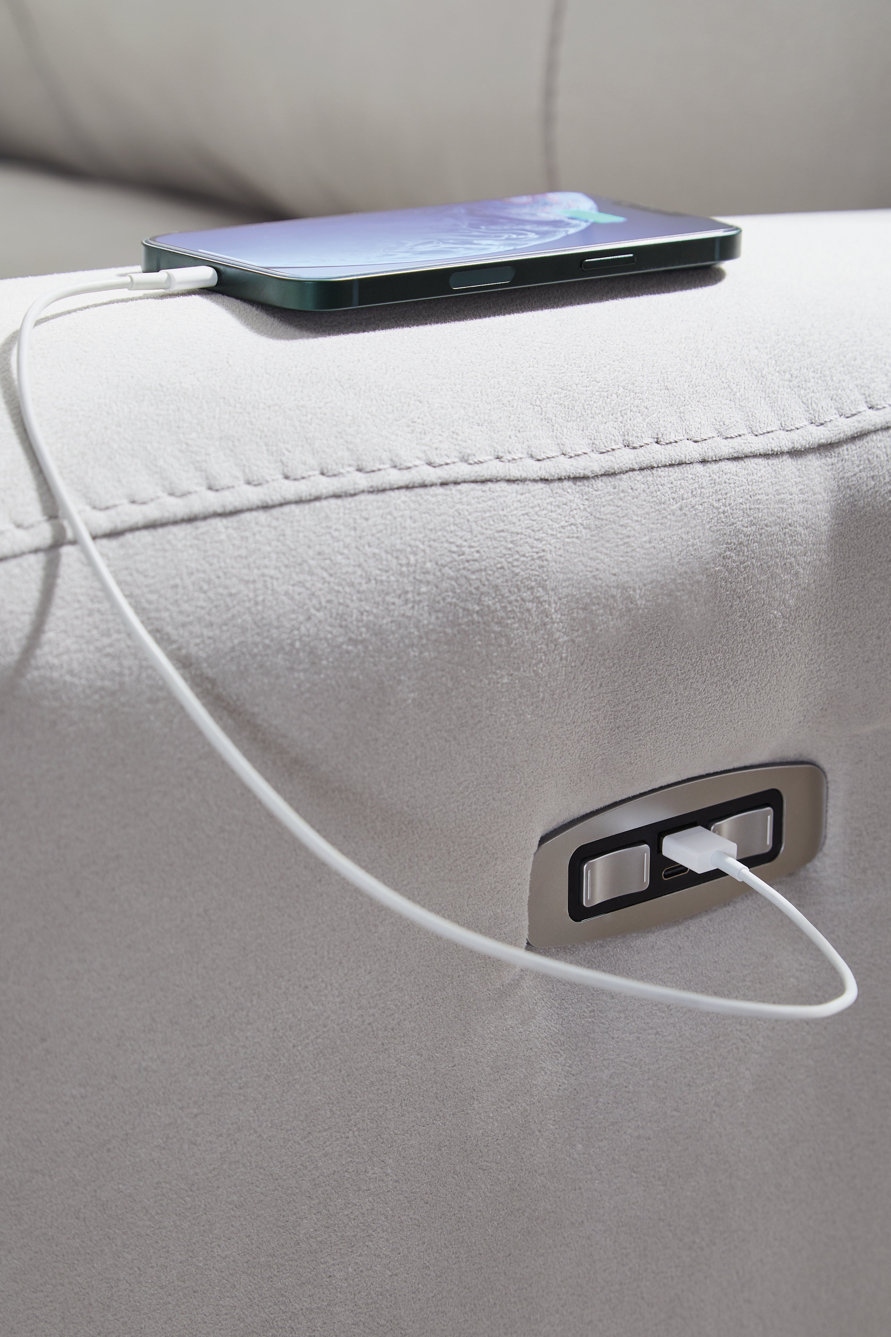 Social Pointe 3-Piece Power Reclining Sectional