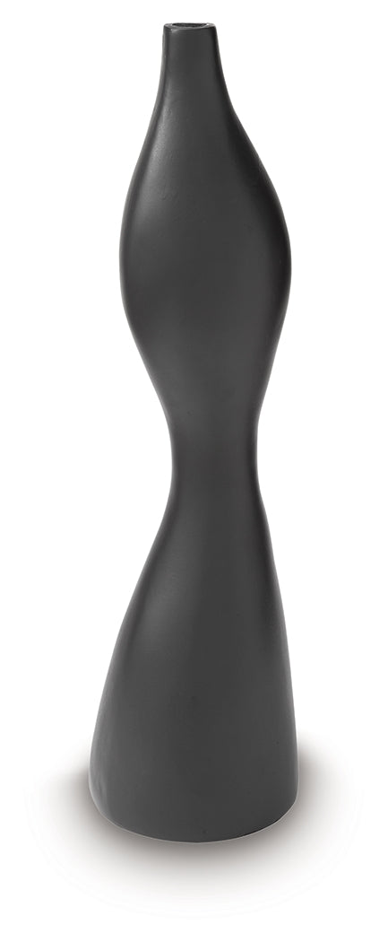 Judsen Vase