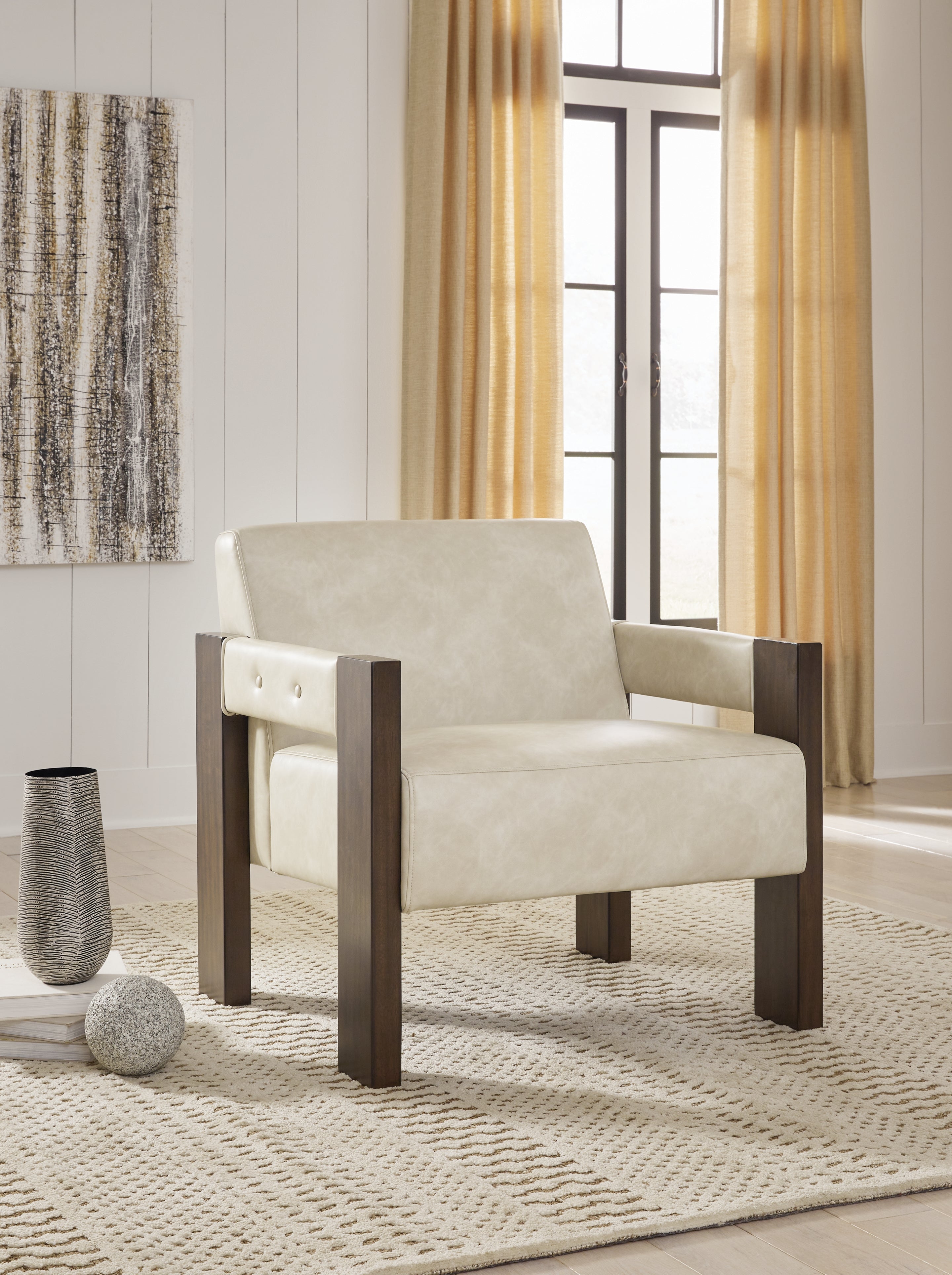 Adlanlock Accent Chair - MyWaynesHome #