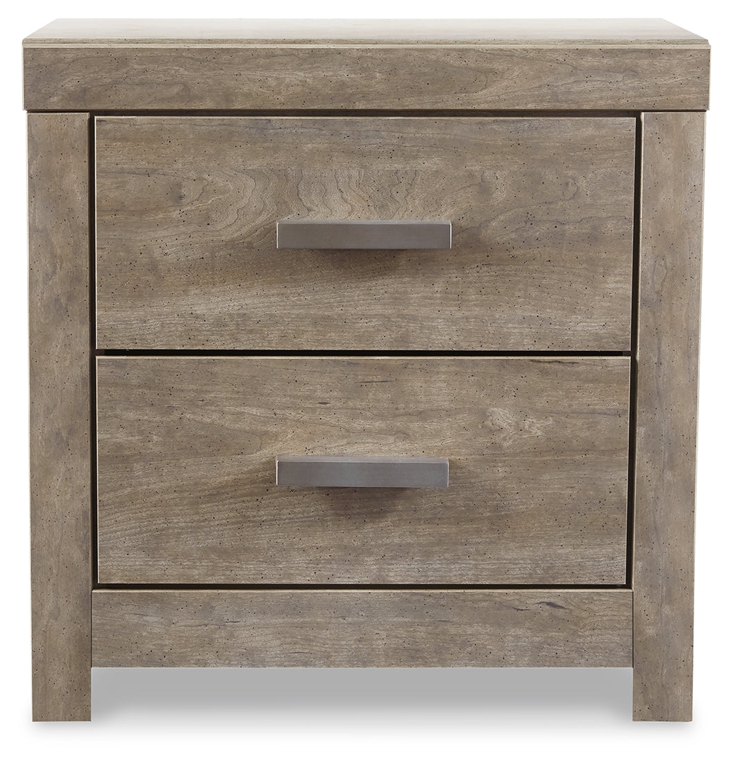 Culverbach Queen Panel Bed with Dresser and Mirror, Chest and 2 Nightstands