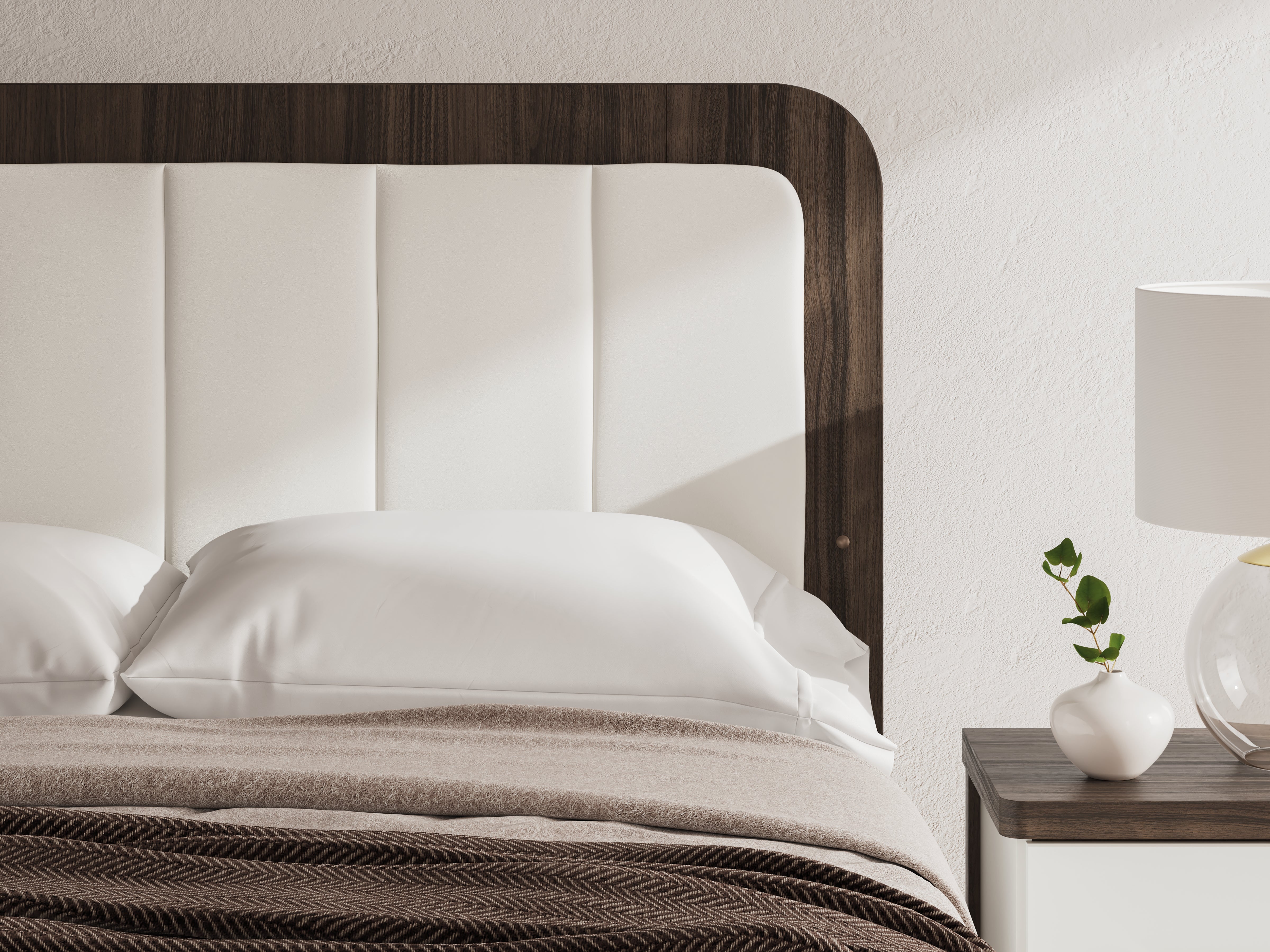 Kendanport Queen Upholstered Bed, Dresser and Nightstand