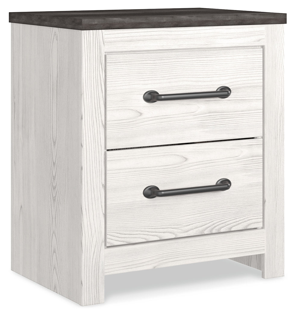 Gerridan Queen Bed with Mirrored Dresser and Nightstand