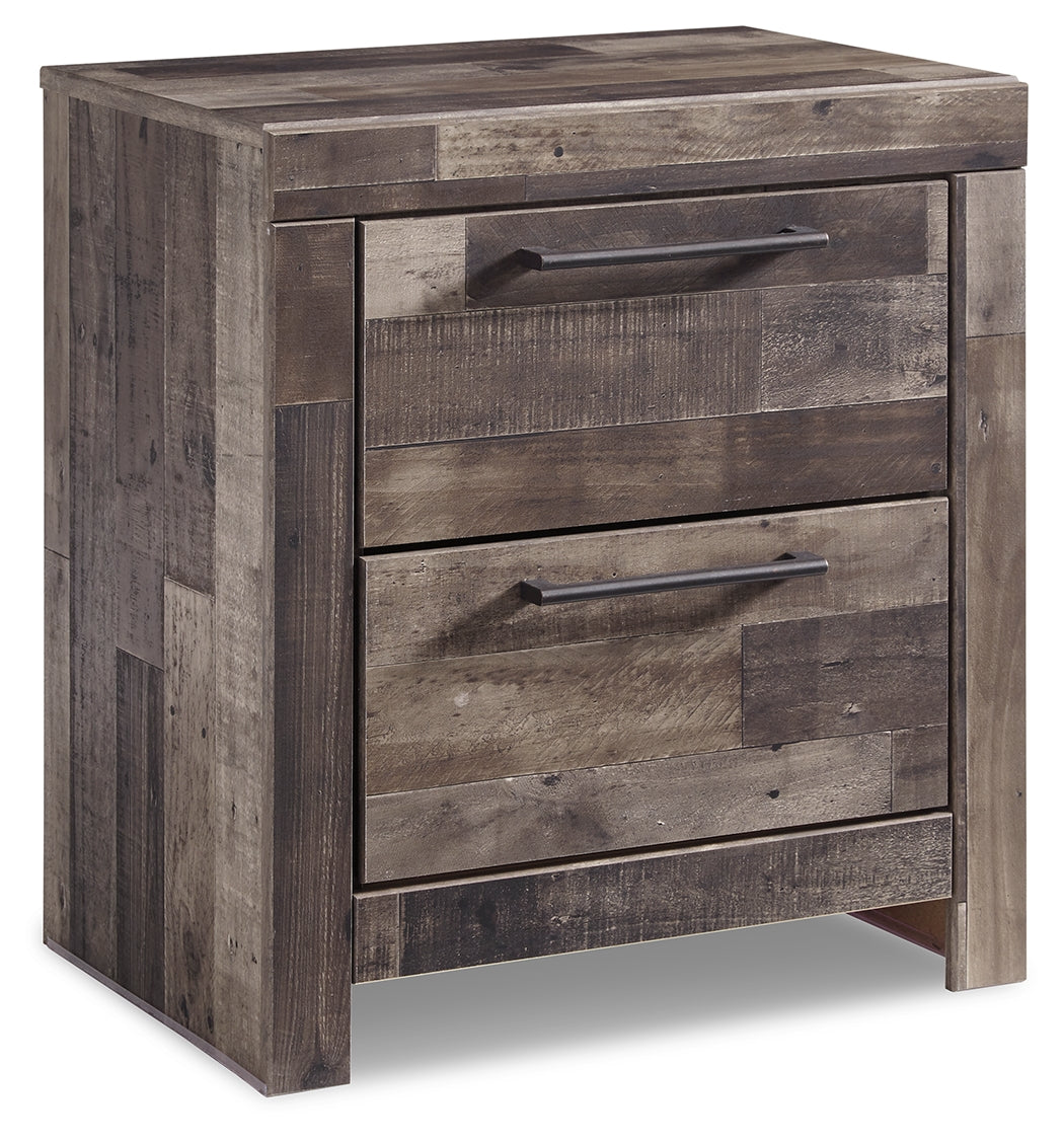 Derekson King Panel Bed and 2 Nightstands