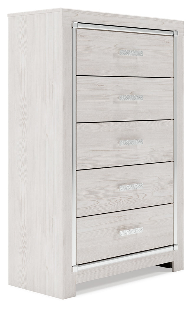 Altyra Queen Panel Bed, Dresser and Chest