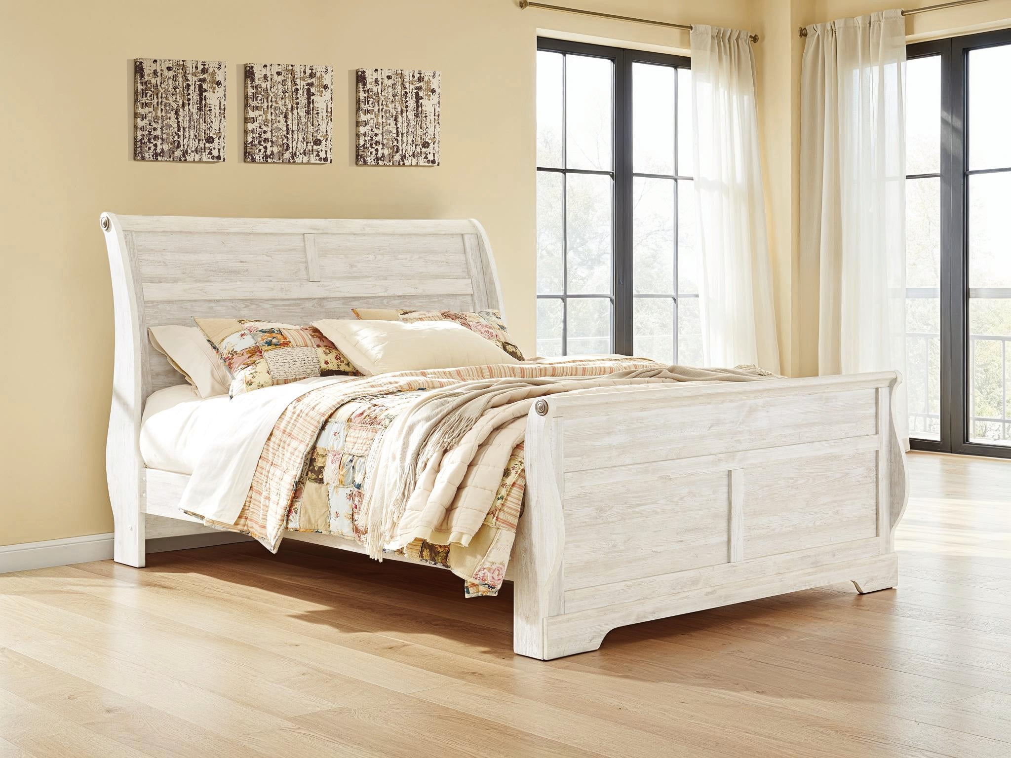 Willowton King Sleigh Bed