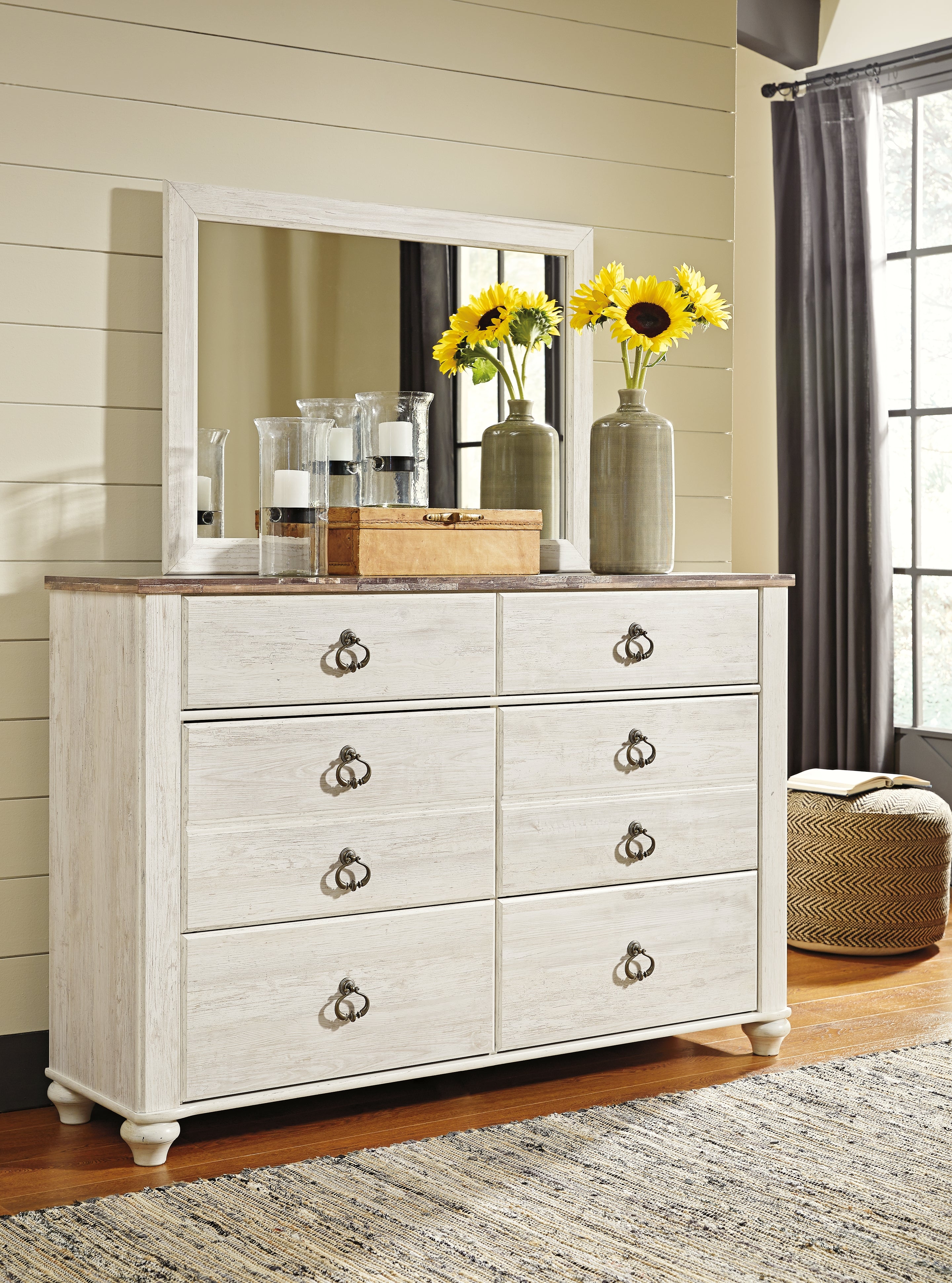 Willowton Queen Panel Bed, Dresser and Mirror