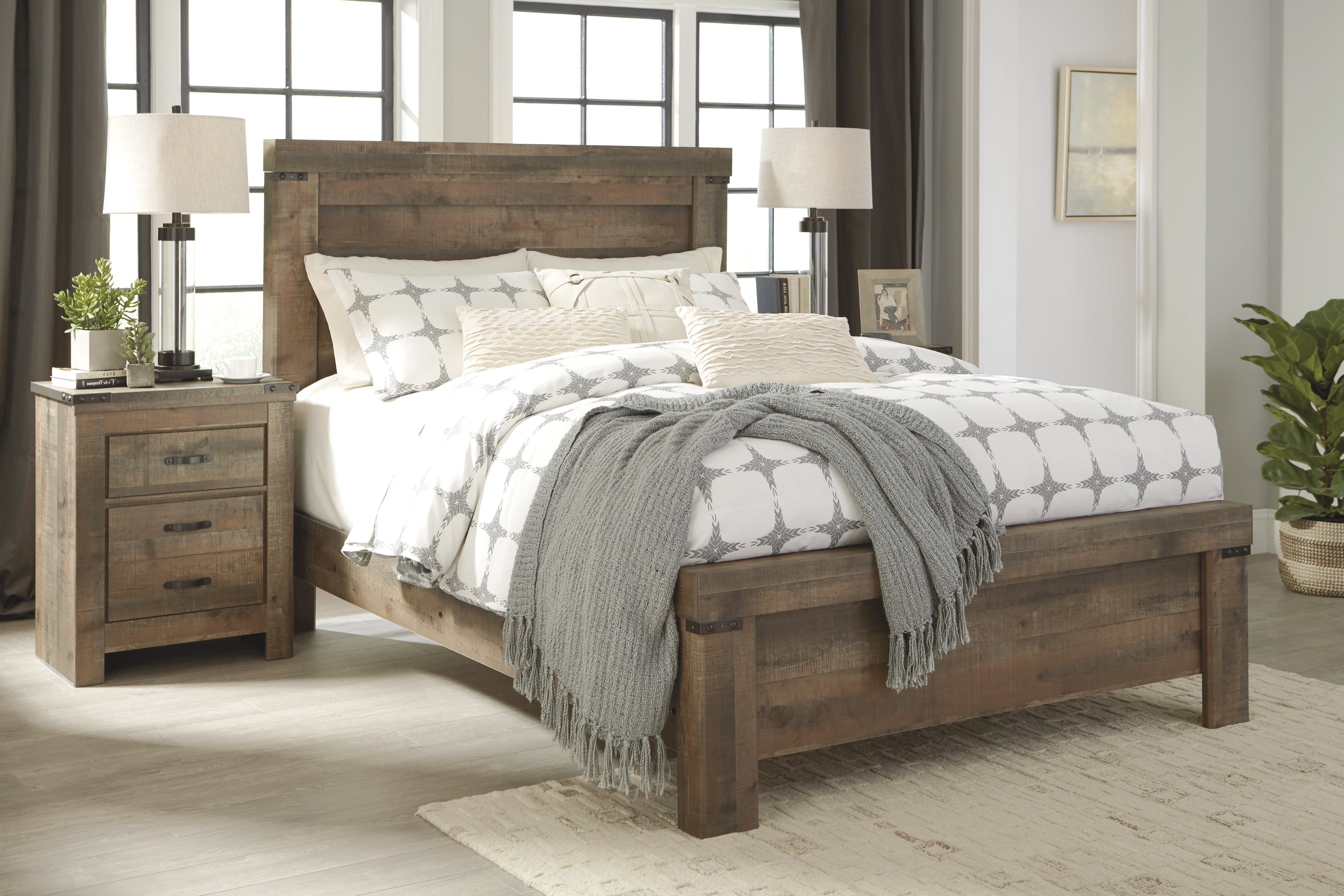 Trinell Queen Panel Bed - MyWaynesHome #