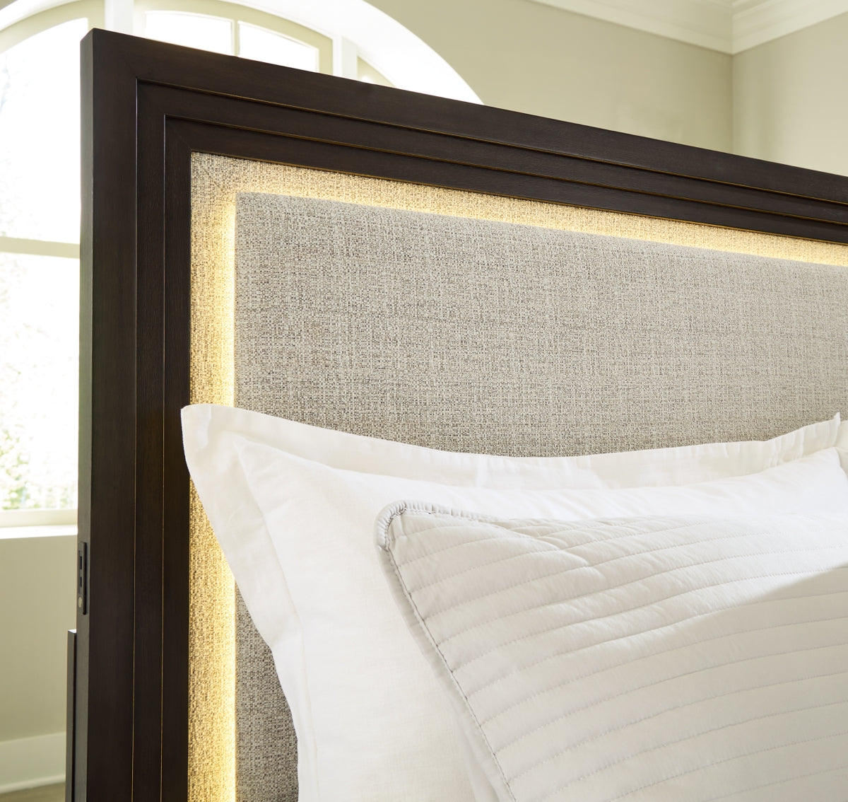 Neymorton King/California King Upholstered Panel Headboard