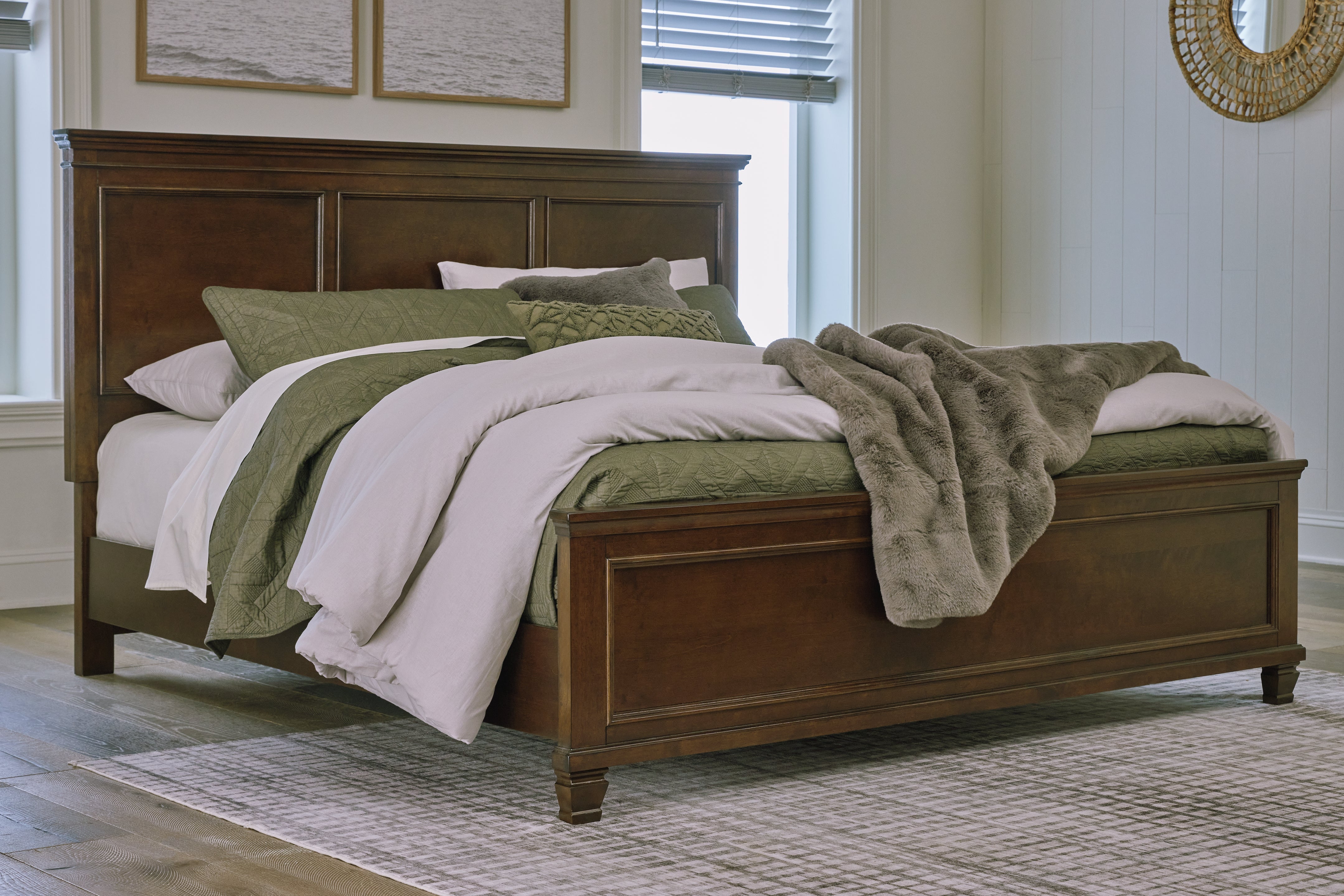 Danabrin California King Panel Bed, Dresser and Mirror