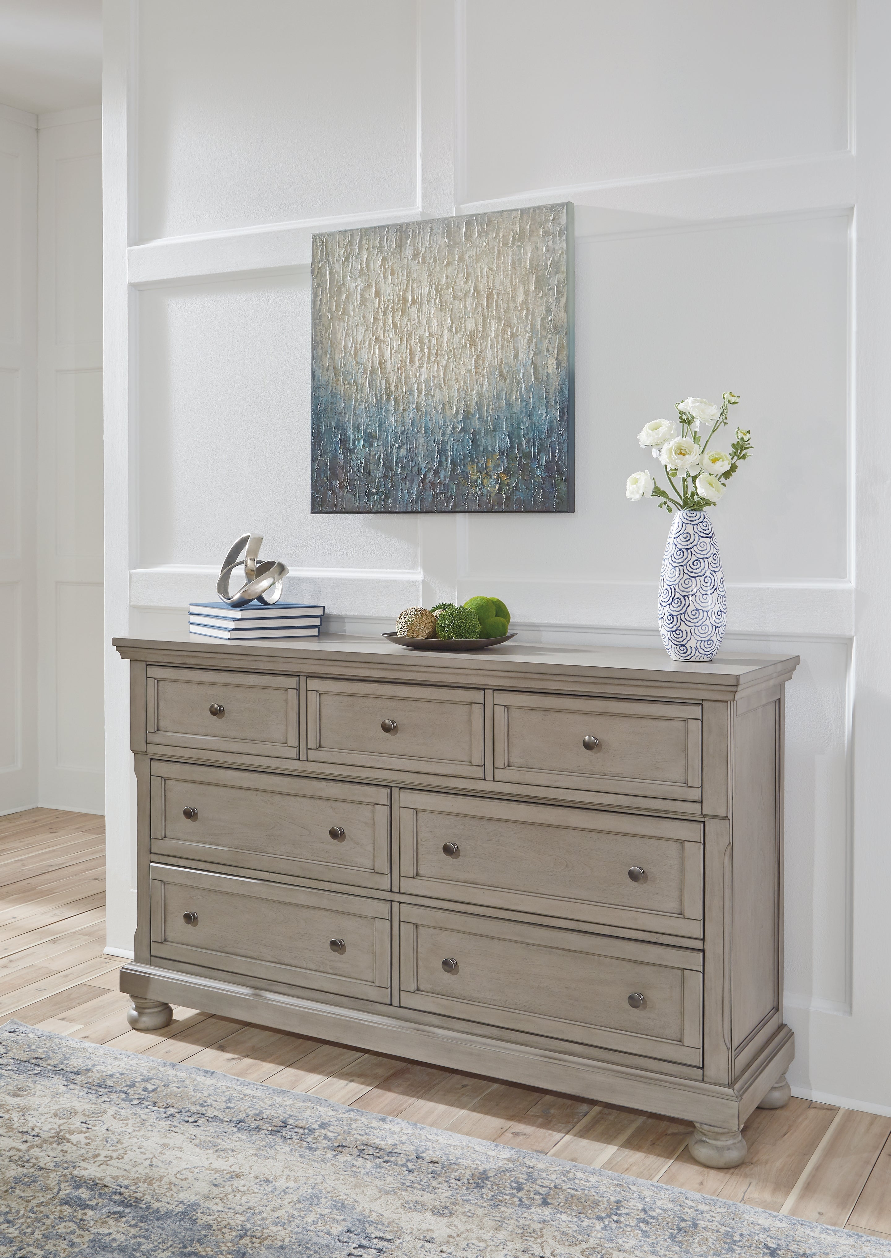 Lettner Queen Panel Bed, Dresser, and Nightstand