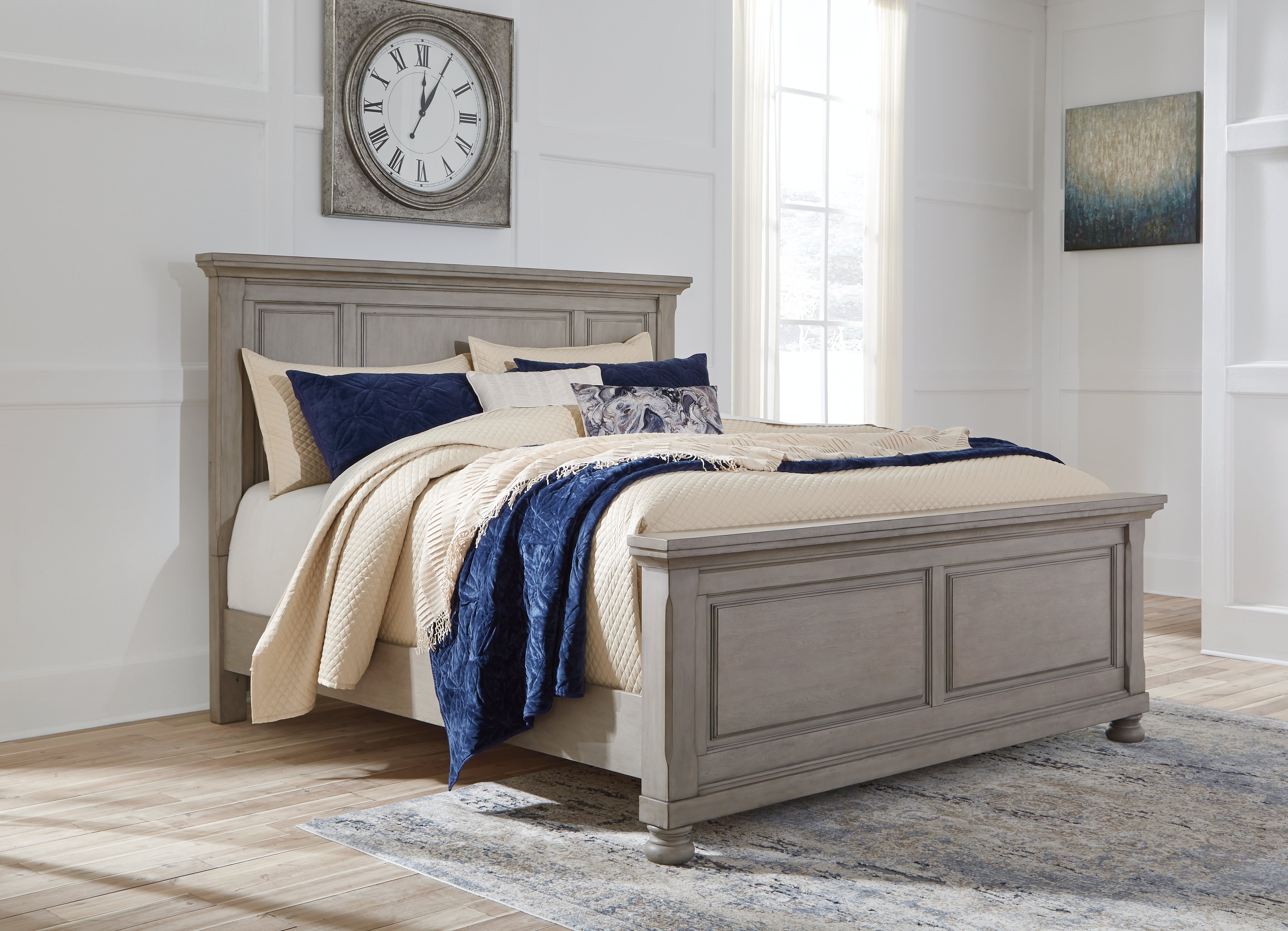 Lettner Queen Panel Bed, Dresser, and Nightstand