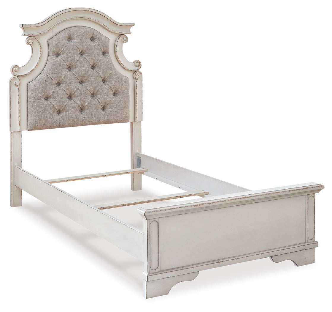 Realyn Twin Panel Bed, Chest and Nightstand