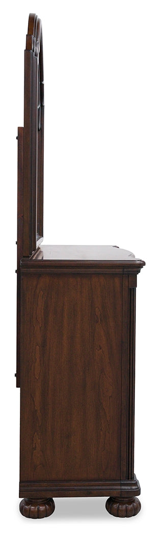 Lavinton King Poster Bed, Dresser, Mirror and 2 Nightstands