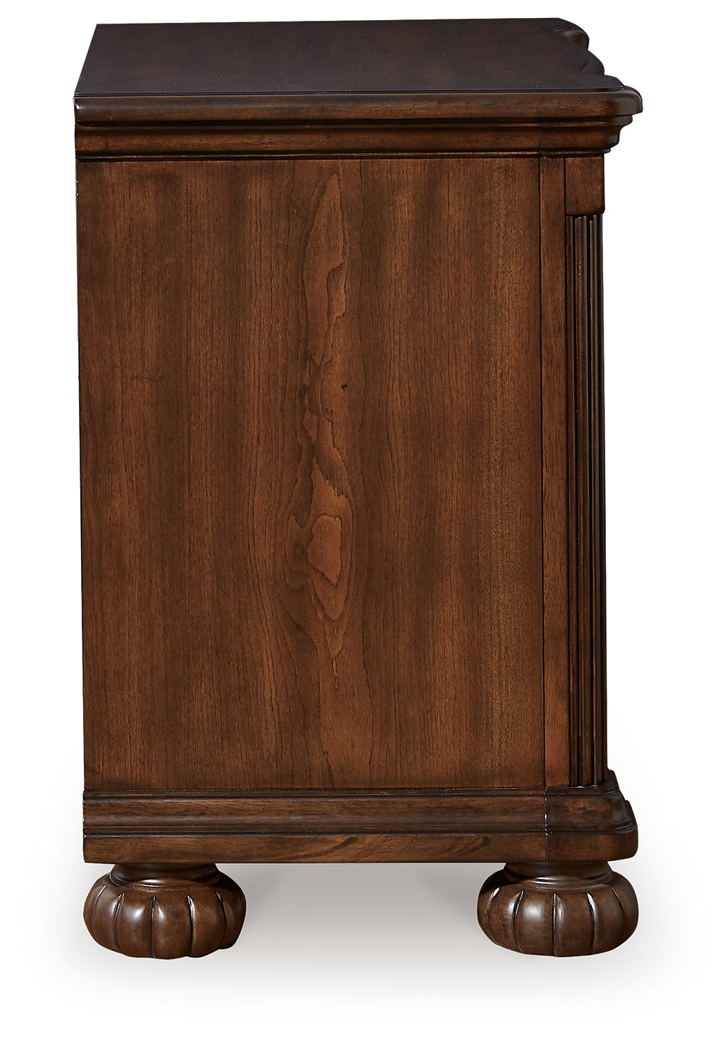 Lavinton King Poster Bed, Dresser, Mirror and 2 Nightstands