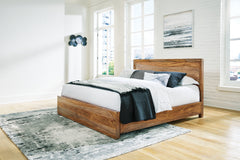 Dressonni King Panel Bed