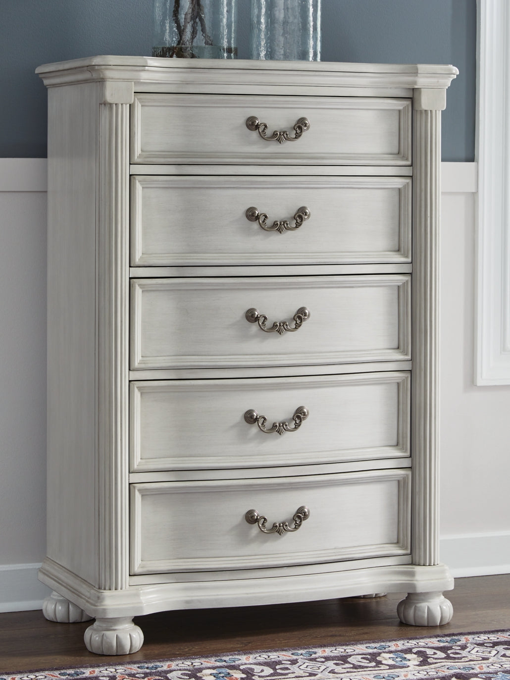 Montelaine Chest of Drawers