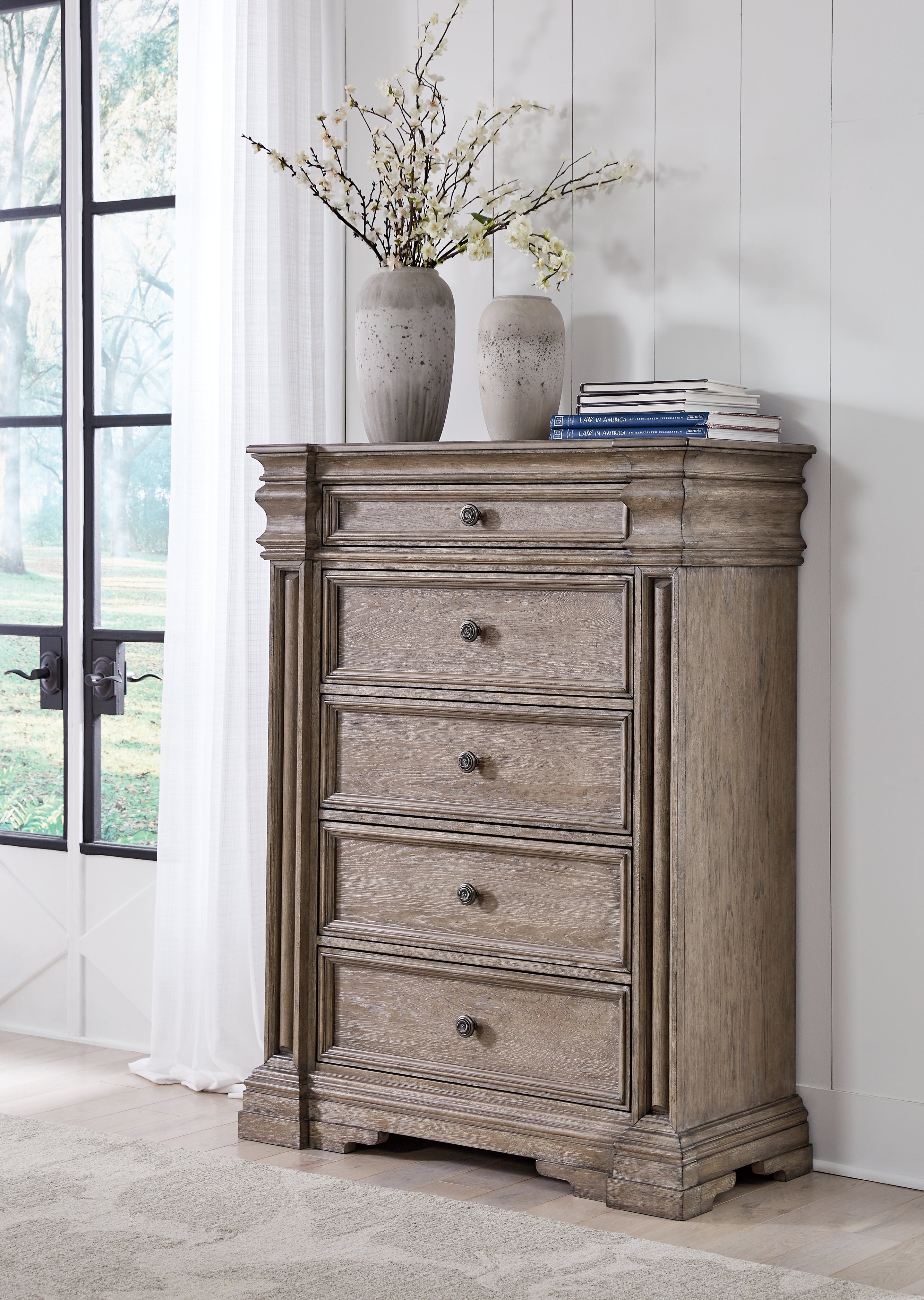 Blairhurst Queen Panel Bed, Dresser, Mirror, 2 Chests and Nightstand