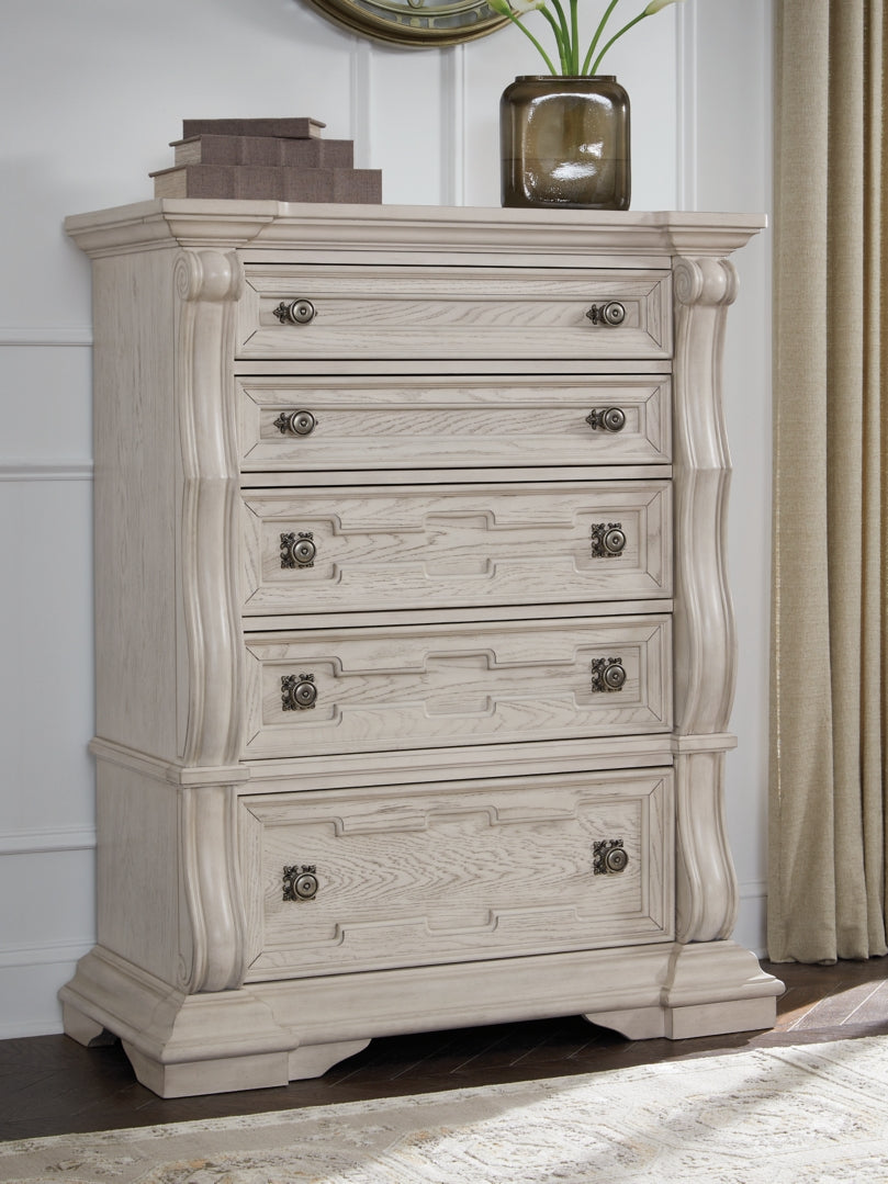 Bruchandi Chest of Drawers