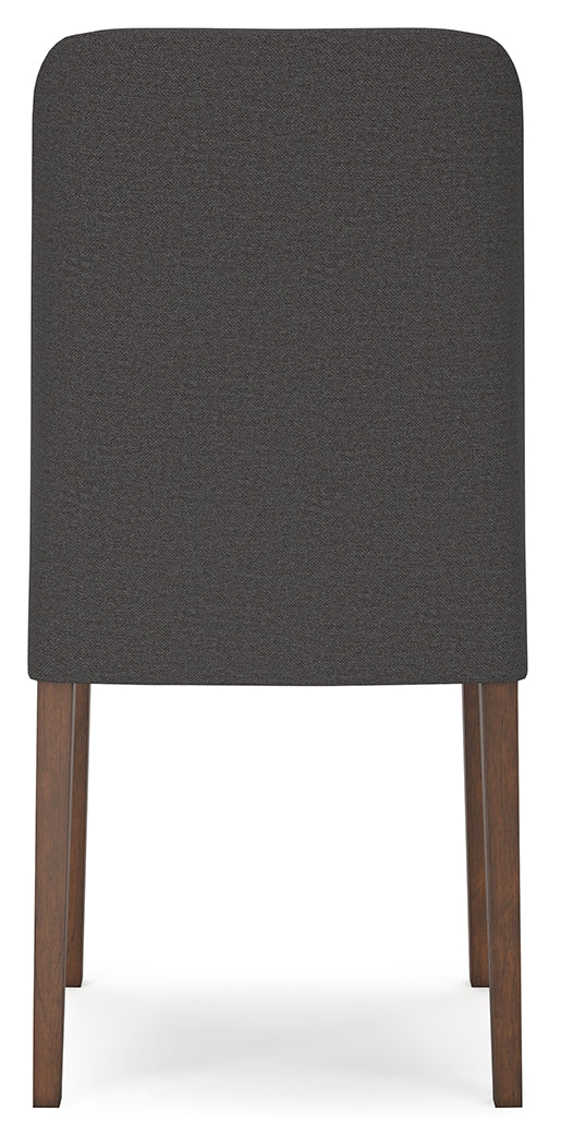 Lyncott Dining Table and 4 Chairs