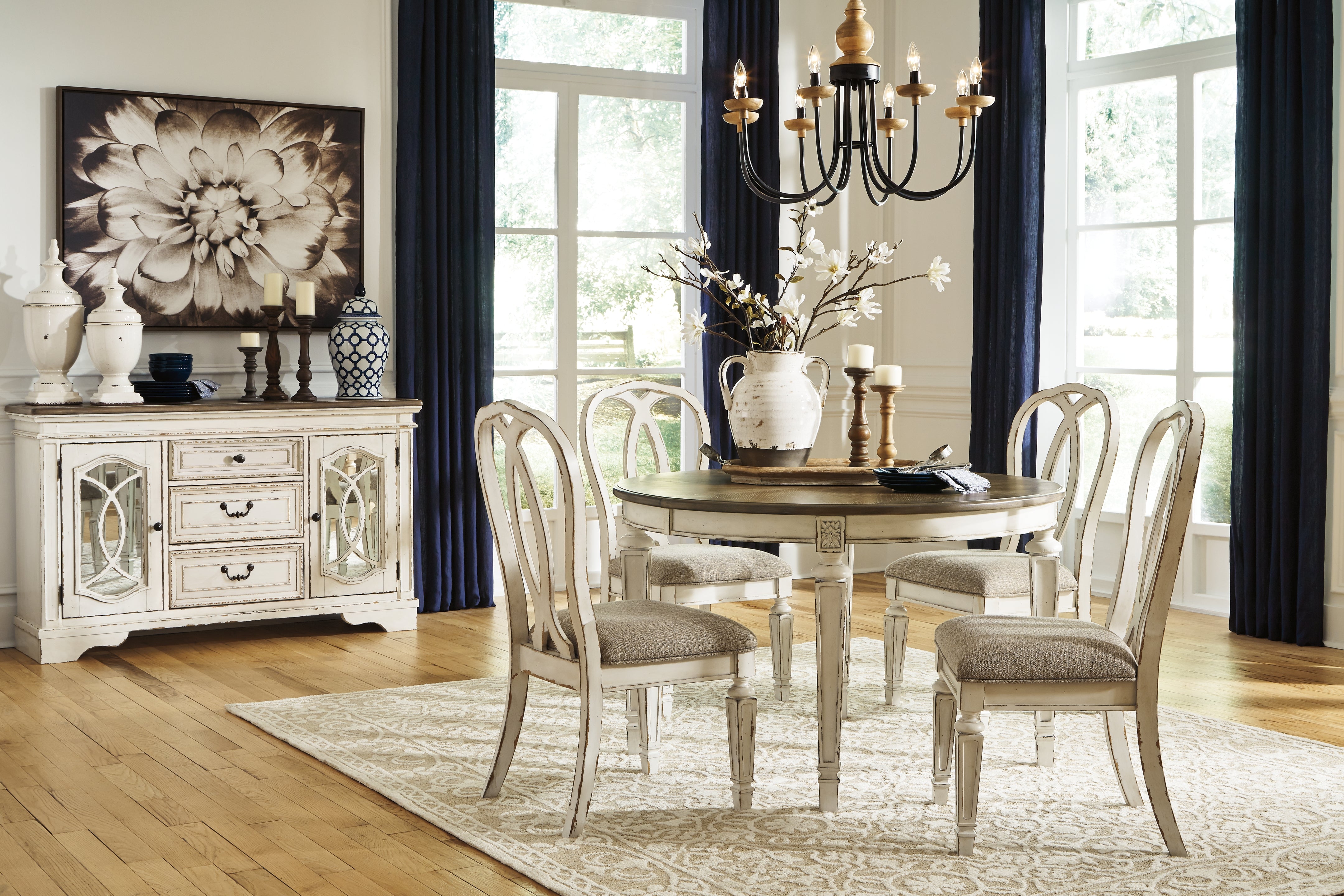 Realyn Dining Chair