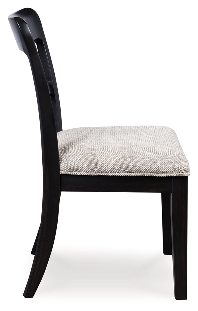 Greddinton Extension Dining Table and 4 Chairs