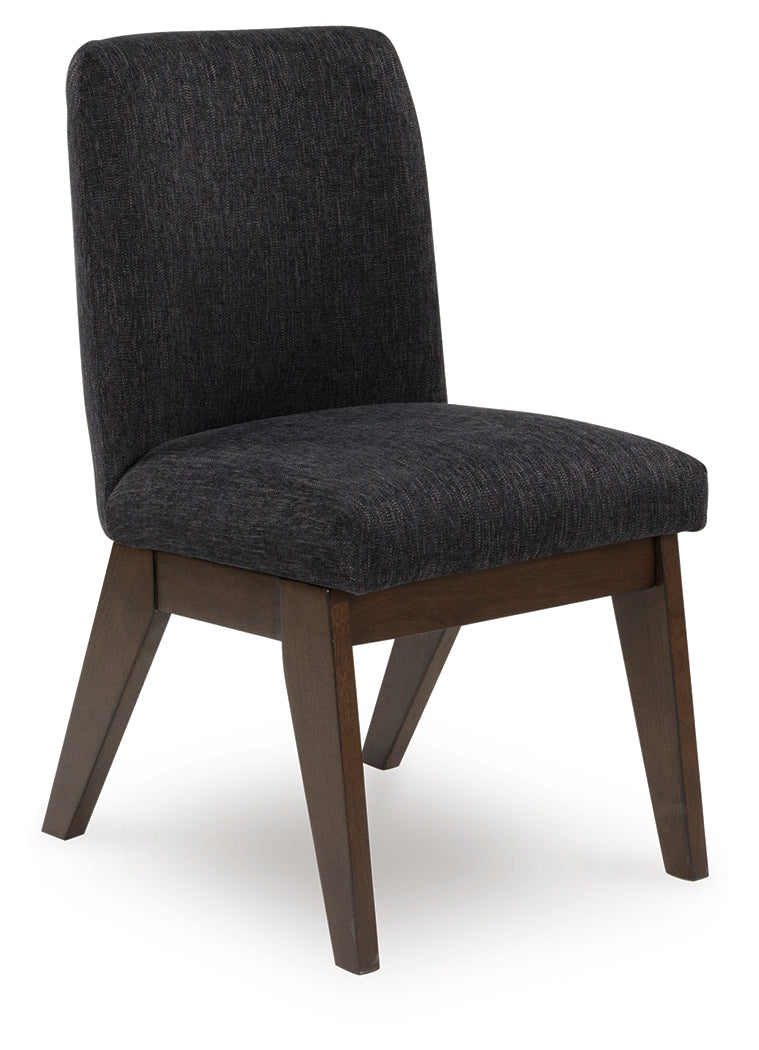 Dilenno Extension Dining Table and 4 Chairs