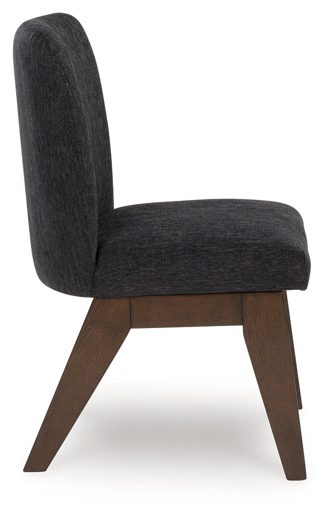 Dilenno Extension Dining Table and 4 Chairs