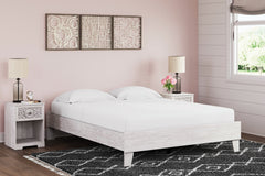 Paxberry Queen Platform Bed