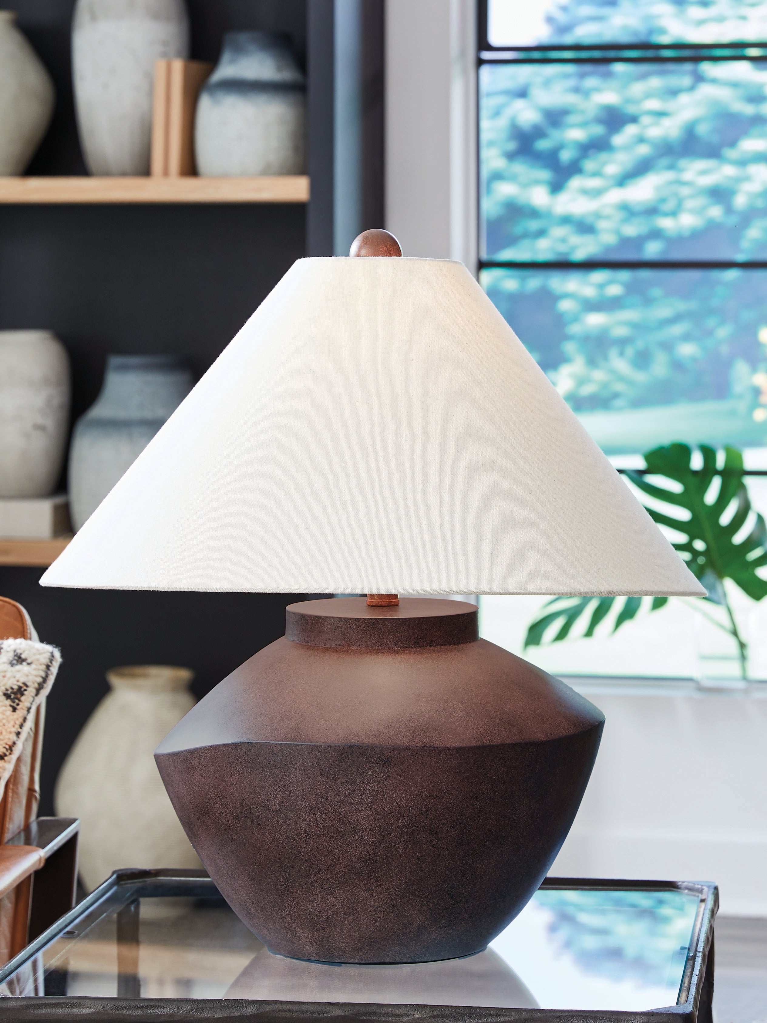Honsworth Table Lamp