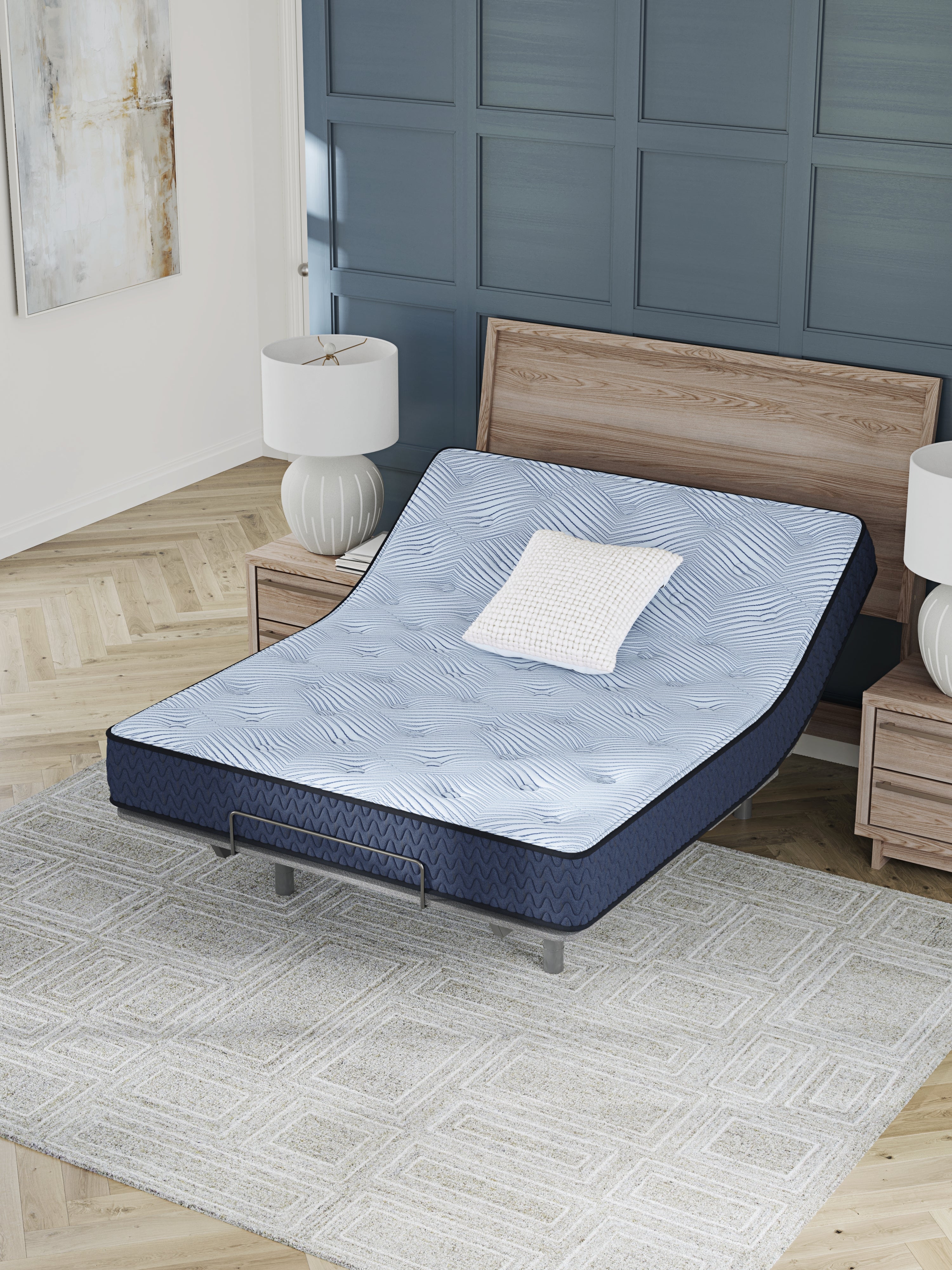 Peak 2.0 10 Hybrid King Mattress