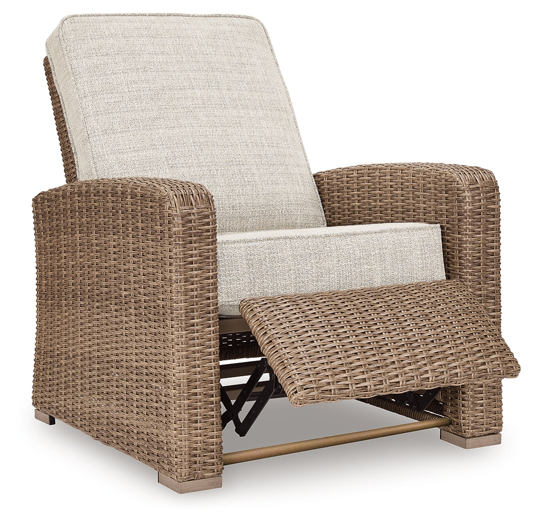 Beachcroft Outdoor Recliner