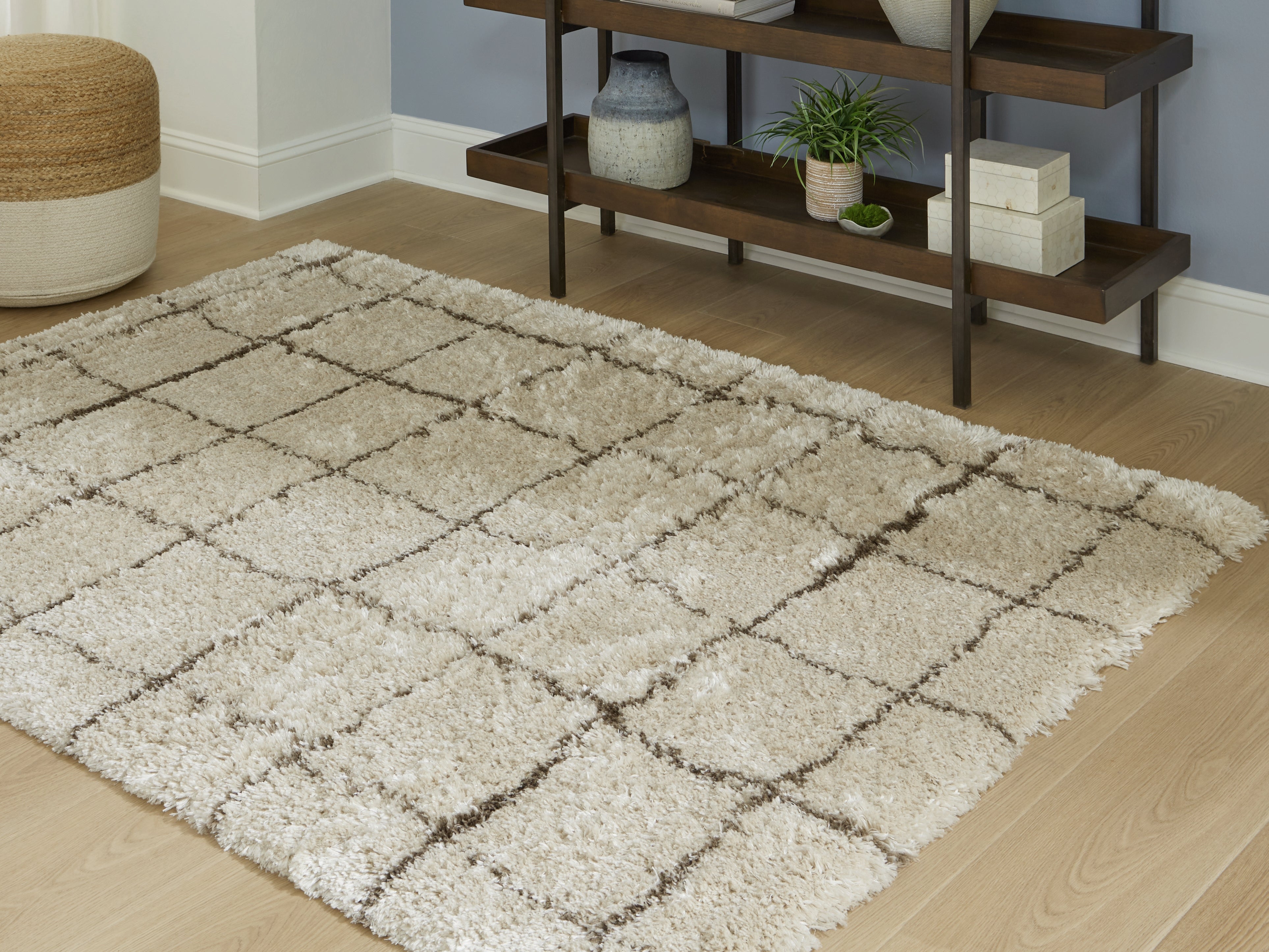 Wrenlow 5' x 7' Rug
