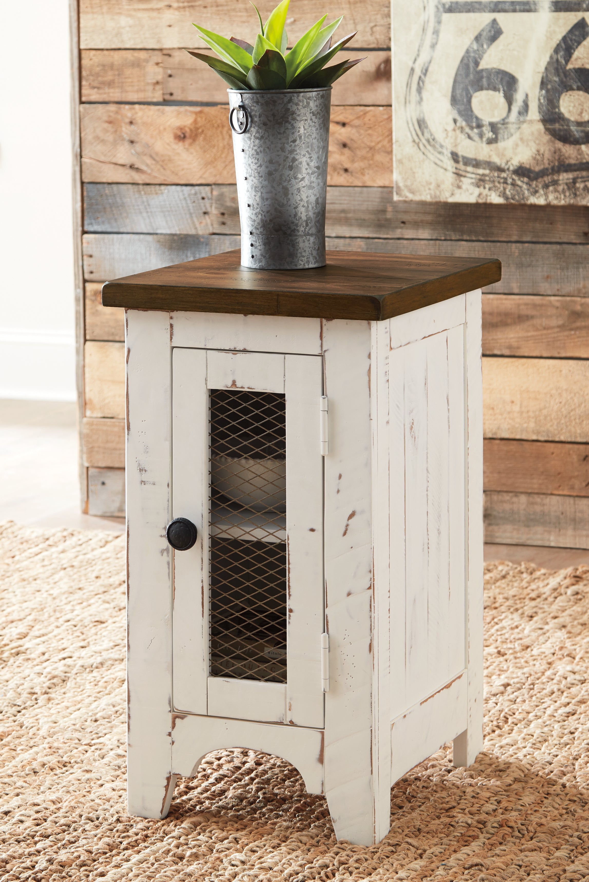 Wystfield Coffee Table and 2 End Tables