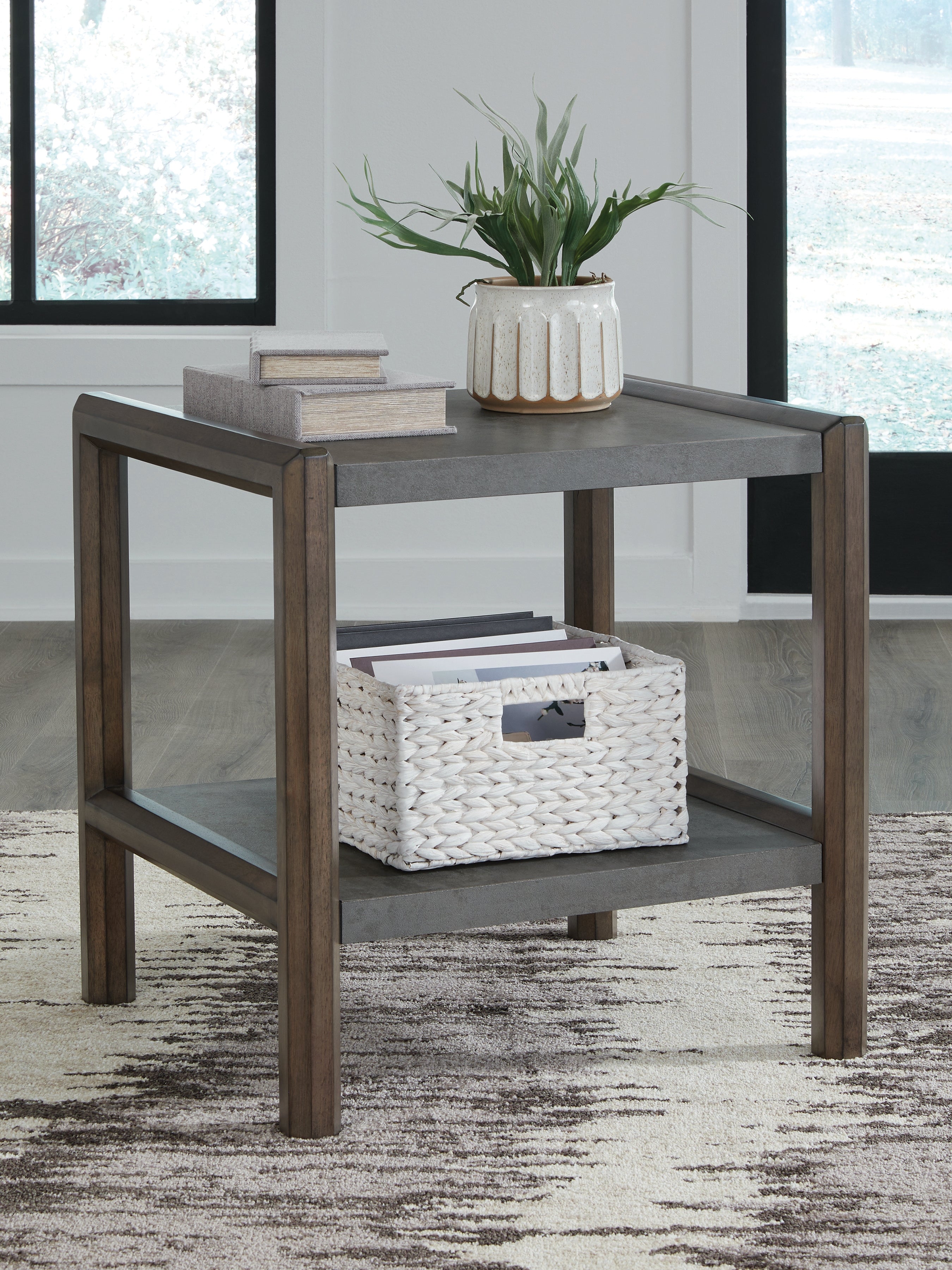 Kallenny End Table