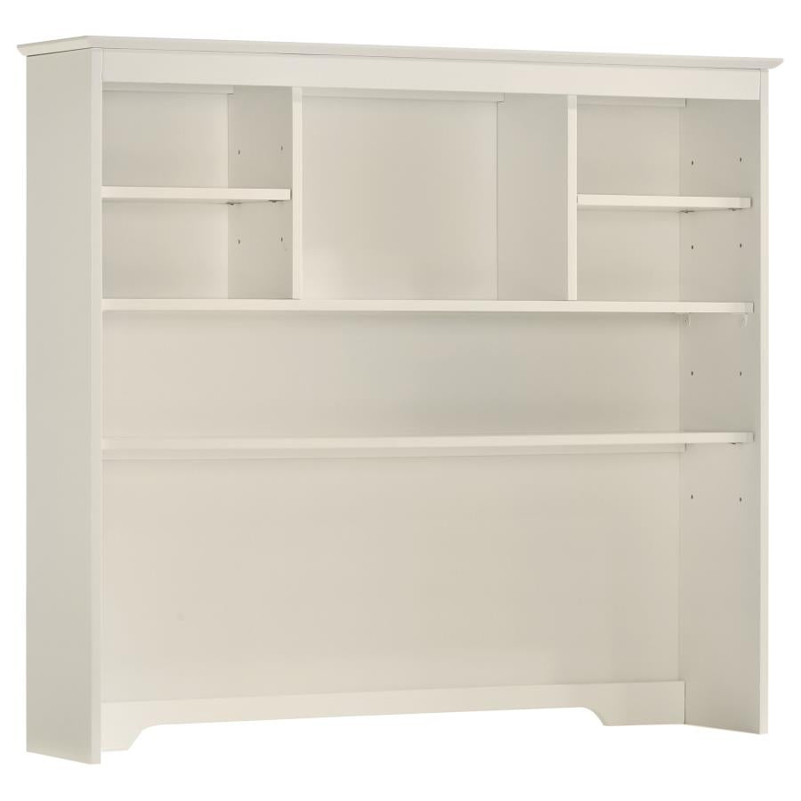 Selena Ivory Hutch - MyWaynesHome #