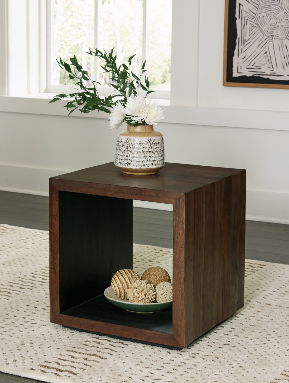 Hensington End Table - MyWaynesHome #