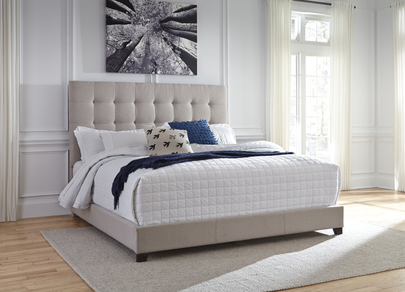 Dolante Queen Upholstered Bed - MyWaynesHome #