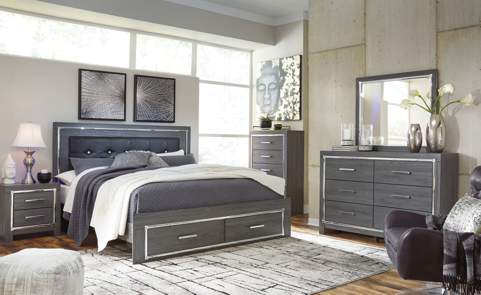 Lodanna King Panel Bed with 2 Storage Drawers with Mirrored Dresser and 2 Nightstands - PKG003568