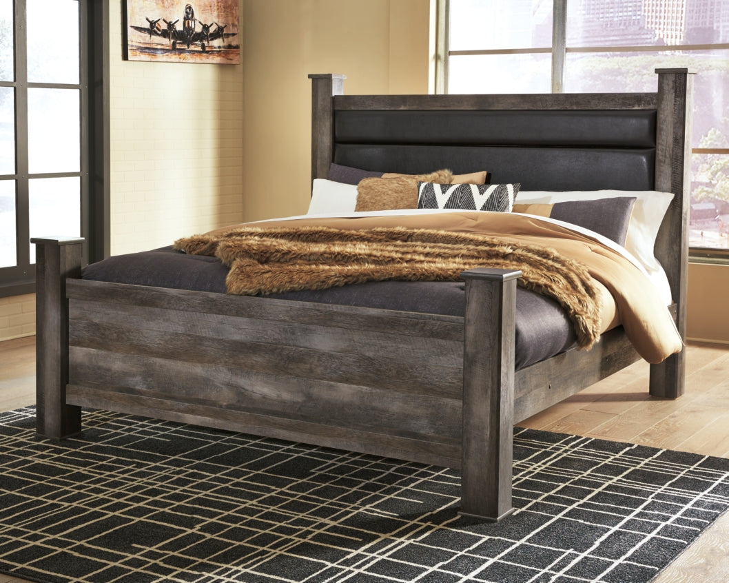 Wynnlow King Poster Bed with Mirrored Dresser and 2 Nightstands - MyWaynesHome #
